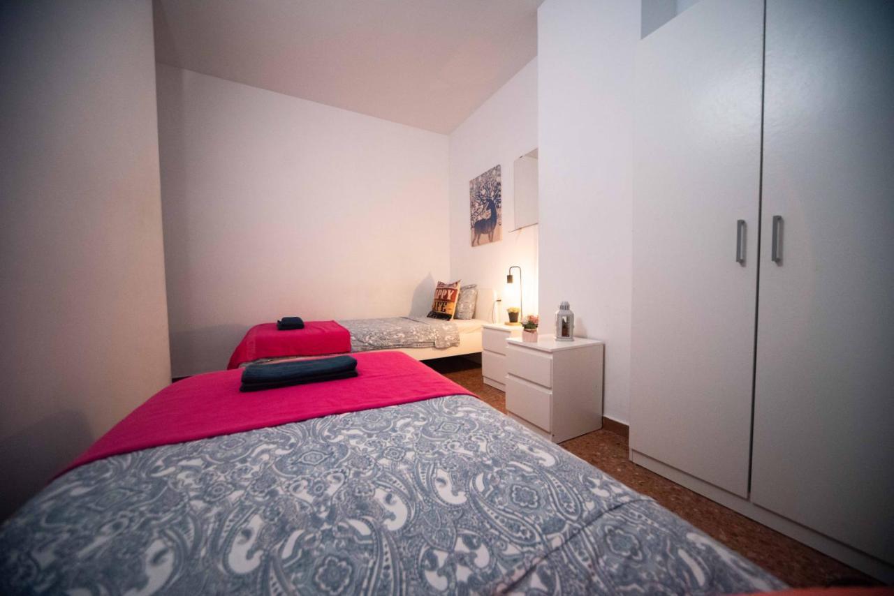 Eixample Private Rooms Barcelona Luaran gambar