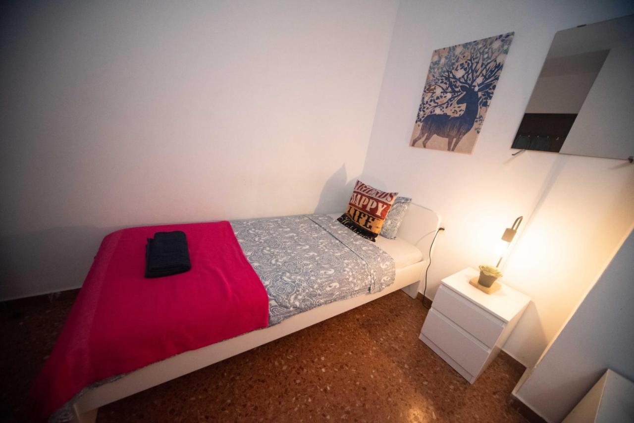 Eixample Private Rooms Barcelona Luaran gambar