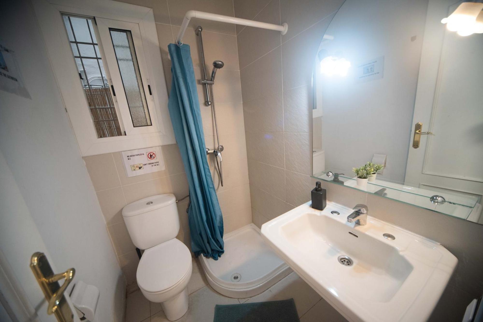 Eixample Private Rooms Barcelona Luaran gambar